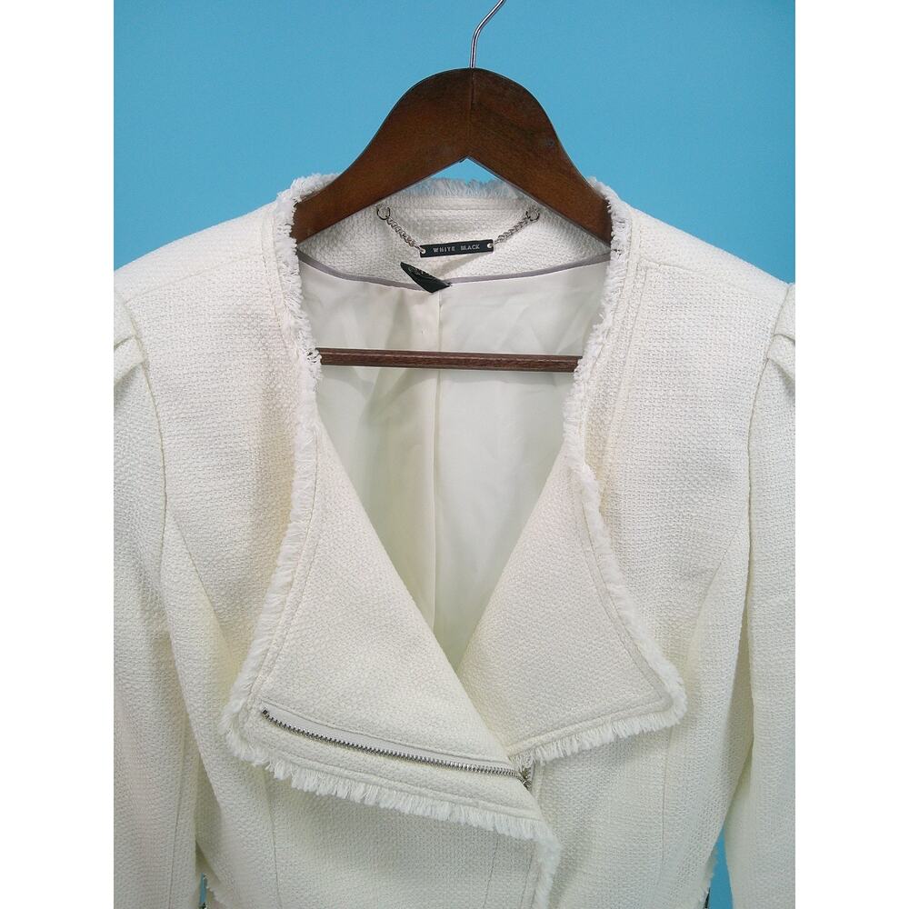 NWT White House Black Market Womens Size 6 Ecru Tweed Fringe Moto Jacket - Picture 2 of 11